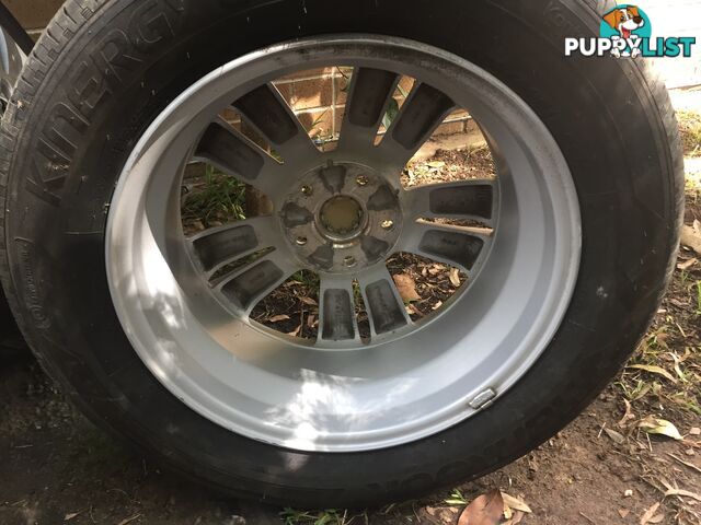 Kia Sportage wheels + tyres