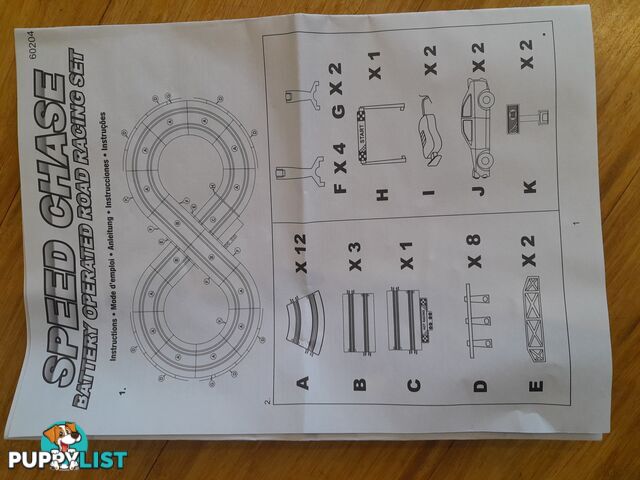 NEW BATTERY SLOT CAR RACING CAR TRACK SET GOLDEN BRIGHT SPEED CHASE MALVERN EAST MELBOURNE