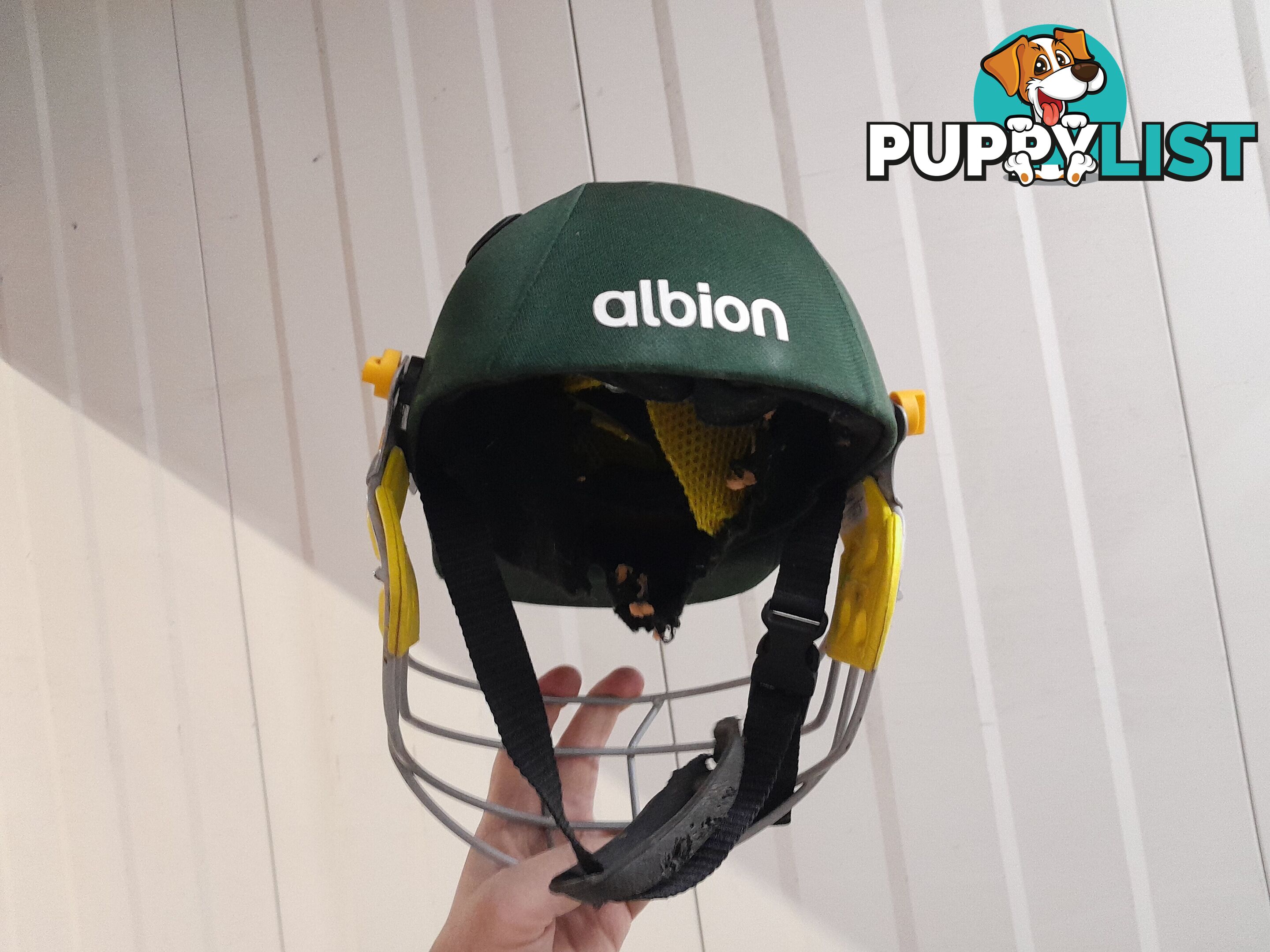 CRICKET HELMET GREEN ALBION 54-56CM MALVERN EAST MELBOURNE