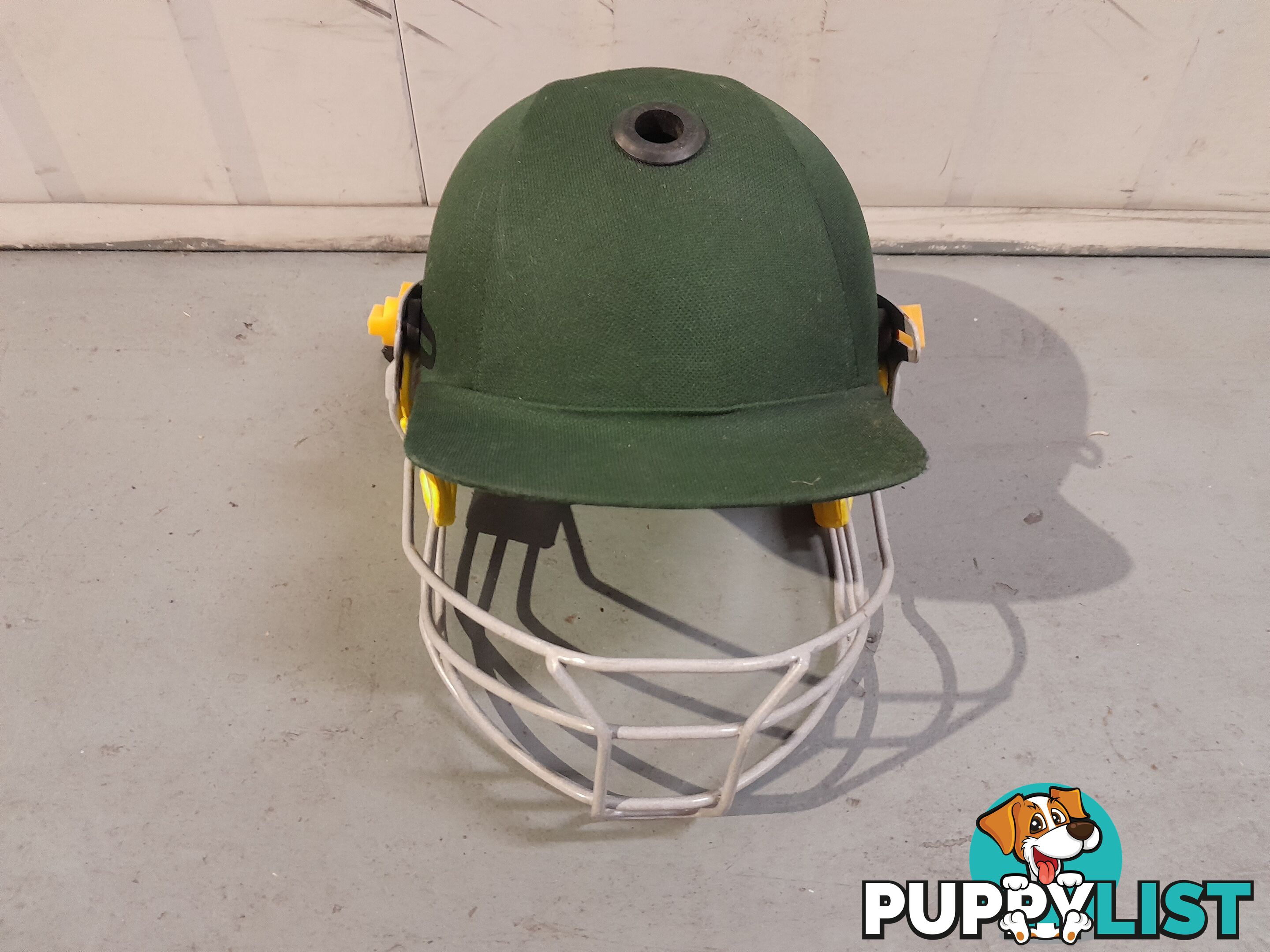 CRICKET HELMET GREEN ALBION 54-56CM MALVERN EAST MELBOURNE