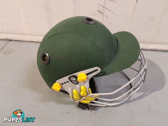 CRICKET HELMET GREEN ALBION 54-56CM MALVERN EAST MELBOURNE