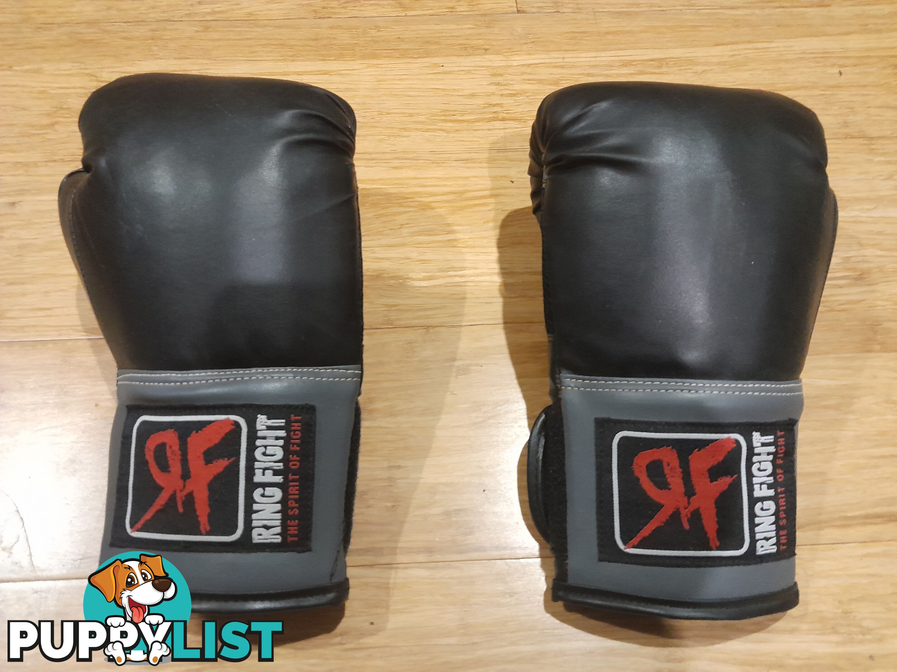 BOXING GLOVES RING FIGHT BLACK MEDIUM SIZE MALVERN EAST MELBOURNE