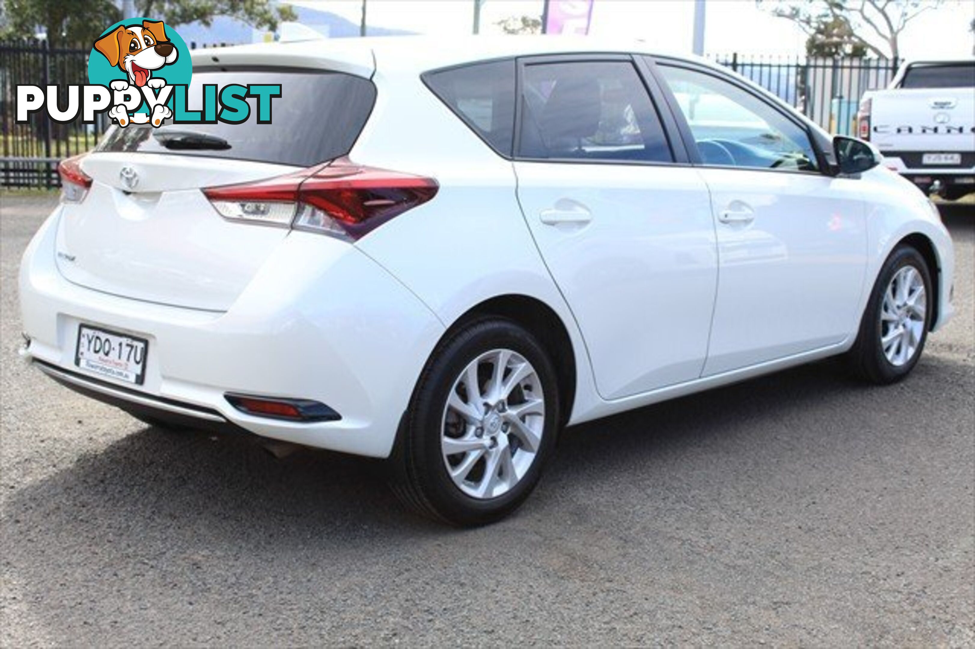 2015 TOYOTA COROLLA ASCENT ZRE182R HATCHBACK