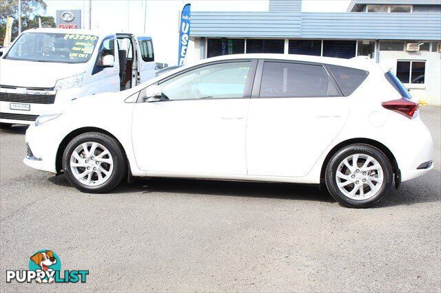 2015 TOYOTA COROLLA ASCENT ZRE182R HATCHBACK