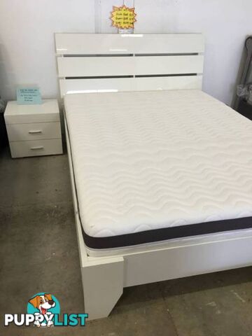 Brand New Bed Double/King size with strong flat Base