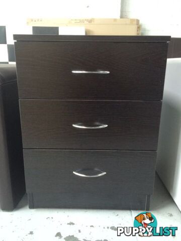 Brand New 3 Drawers Bedside Table/Cabinet/Chest Drawers