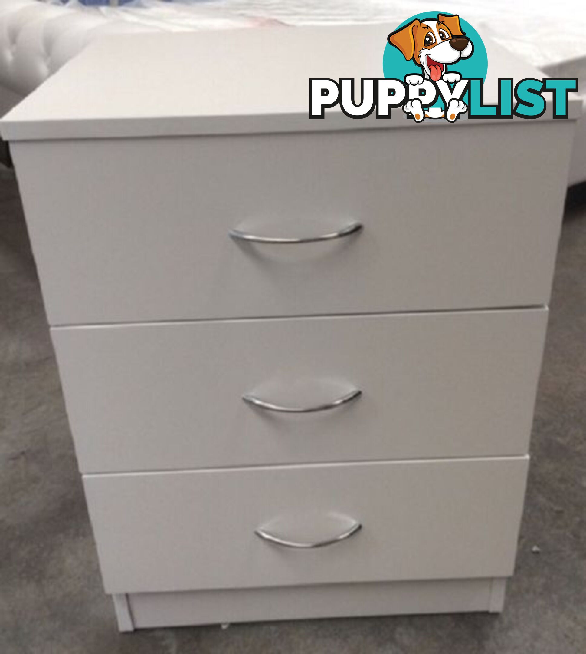 Brand New 3 Drawers Bedside Table/Cabinet/Chest Drawers