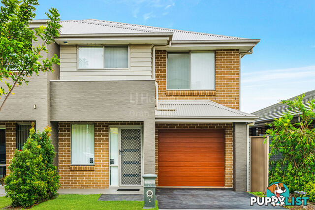 70 Richards Loop ORAN PARK NSW 2570