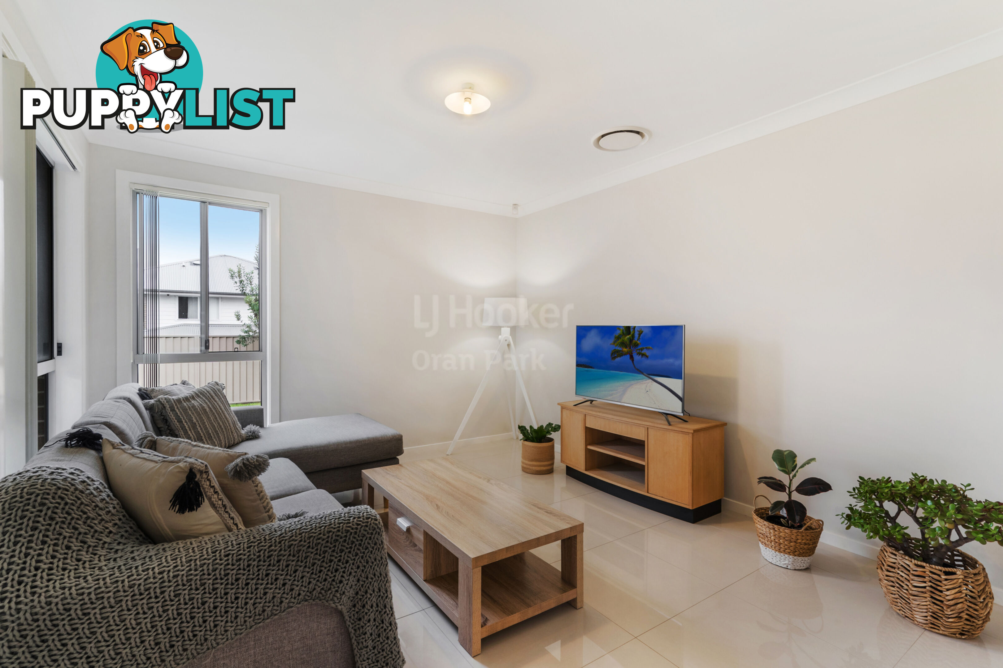 70 Richards Loop ORAN PARK NSW 2570