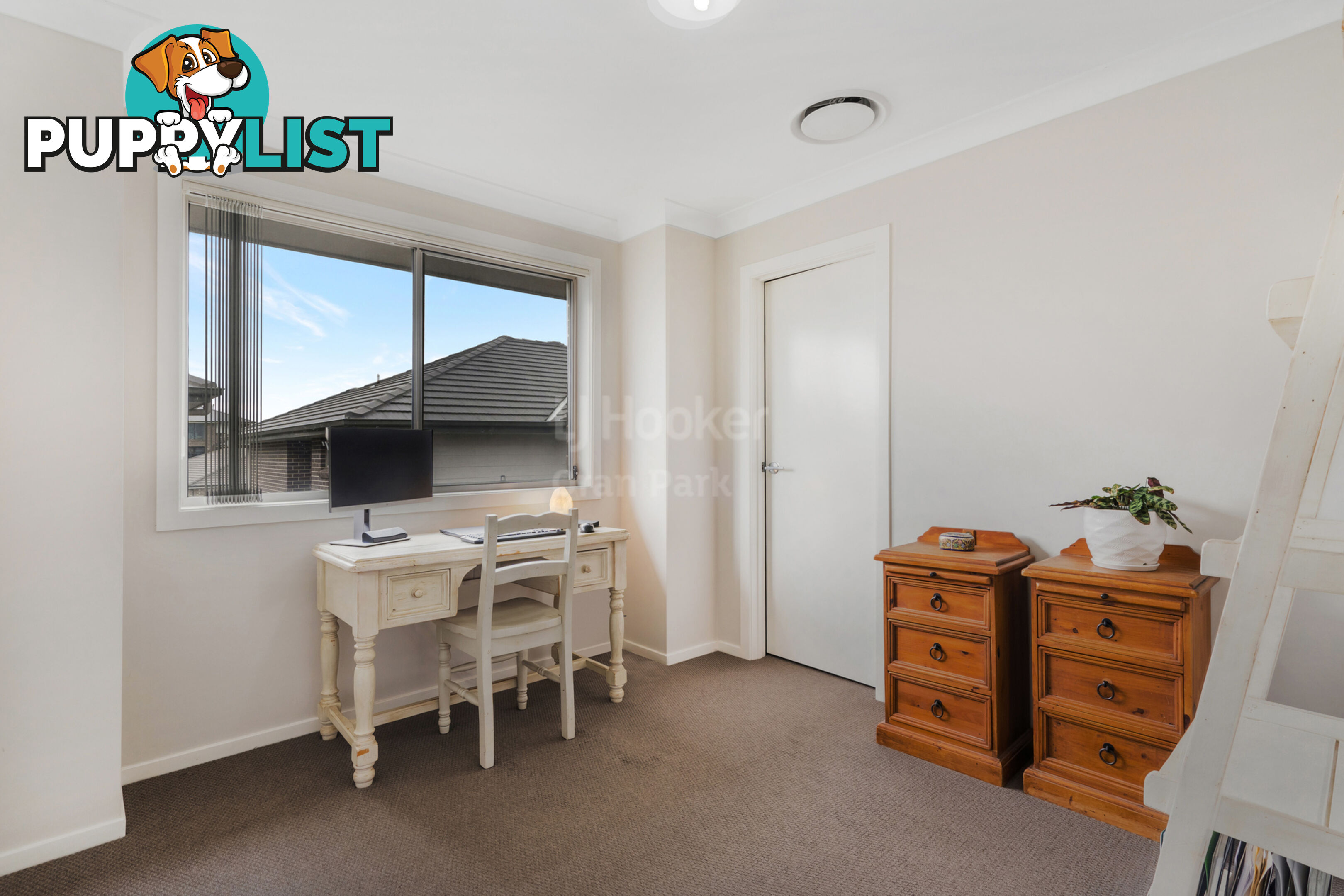 70 Richards Loop ORAN PARK NSW 2570