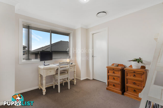 70 Richards Loop ORAN PARK NSW 2570