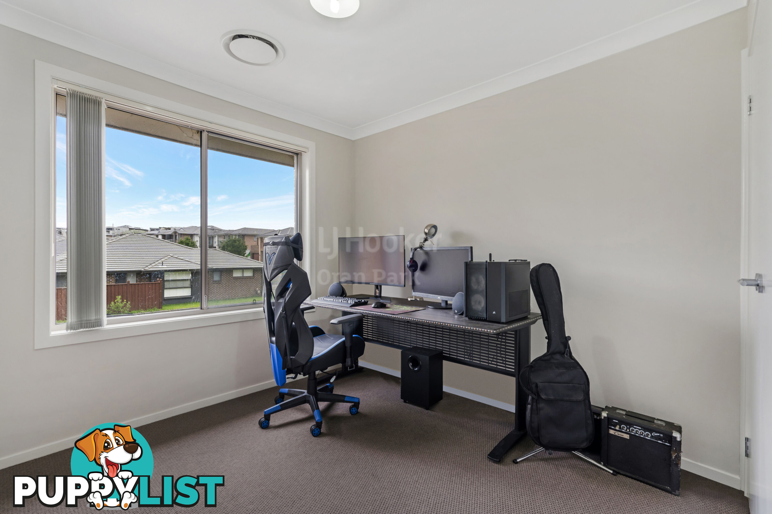 70 Richards Loop ORAN PARK NSW 2570