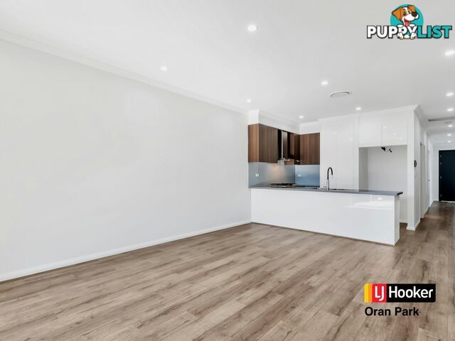 16a Hansford Street ORAN PARK NSW 2570