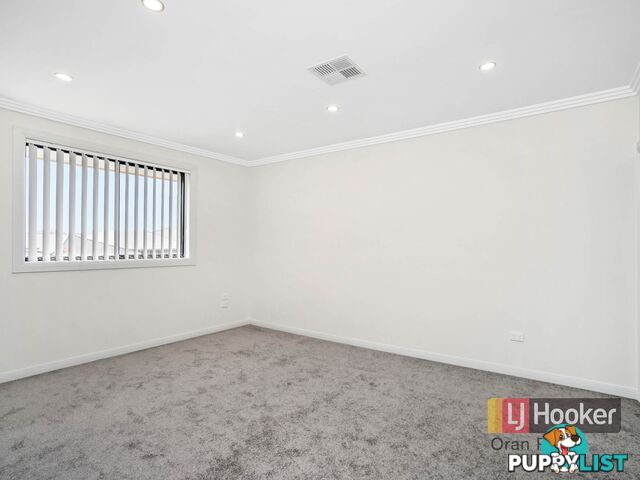 5a Kelly Street ORAN PARK NSW 2570