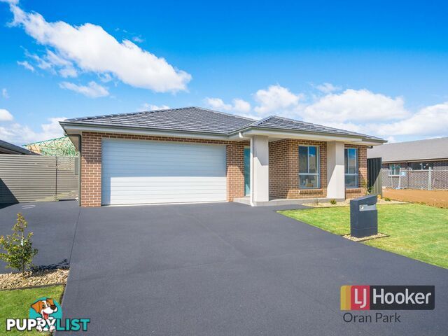 28 Phillips Avenue ORAN PARK NSW 2570