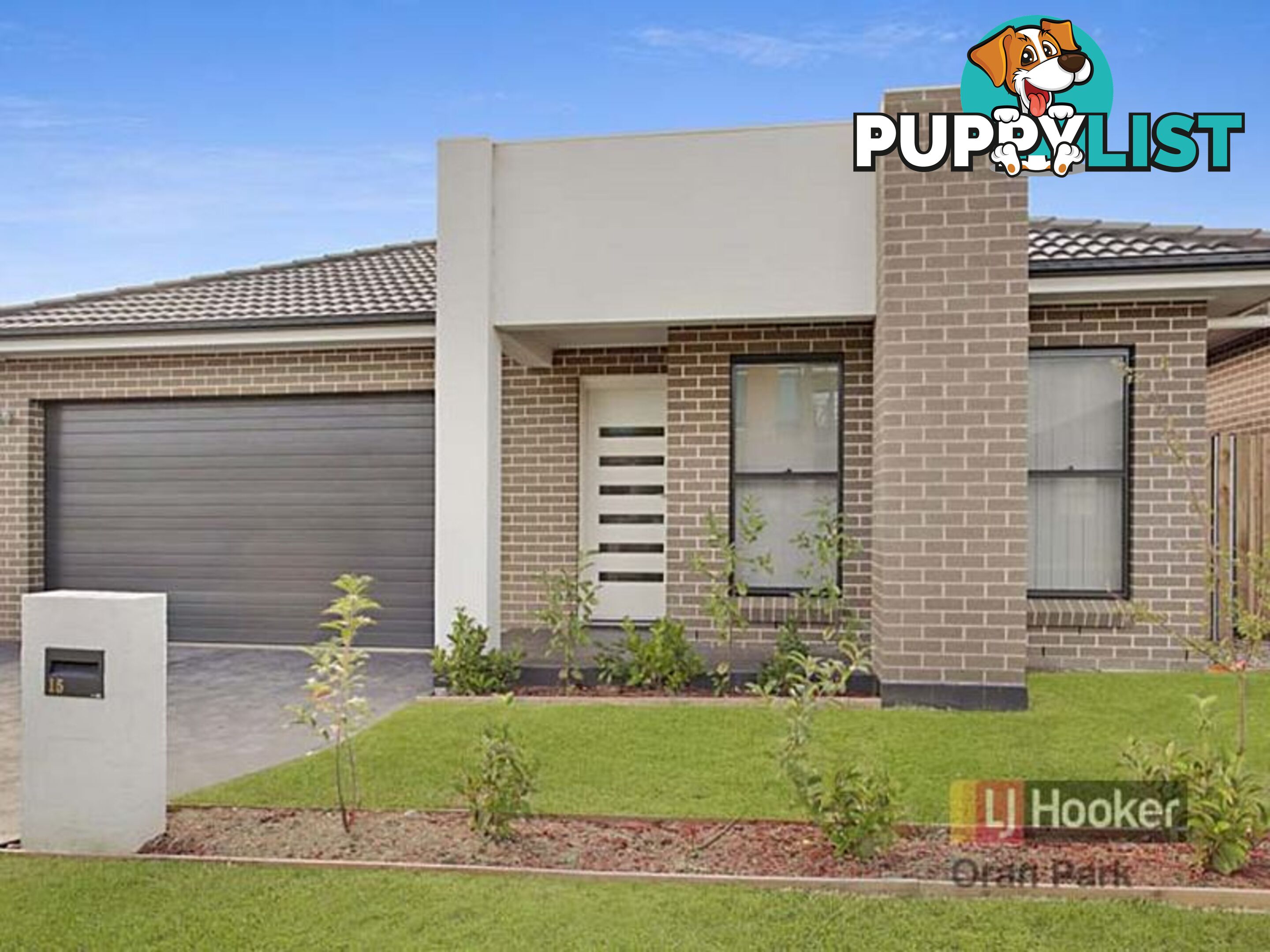 15 Richards Loop ORAN PARK NSW 2570