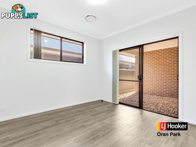 16b Hansford Street ORAN PARK NSW 2570