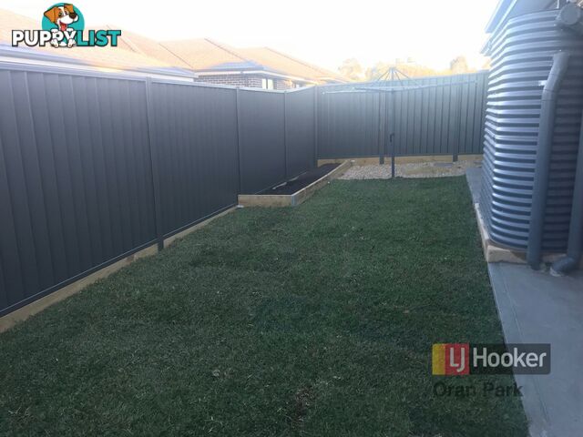 9 Gale Street ORAN PARK NSW 2570