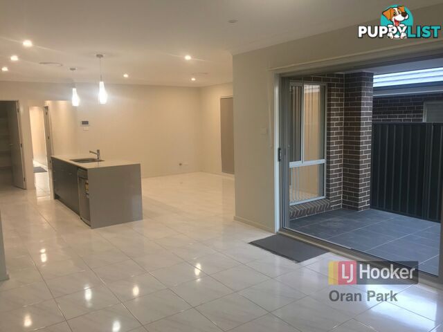 9 Gale Street ORAN PARK NSW 2570