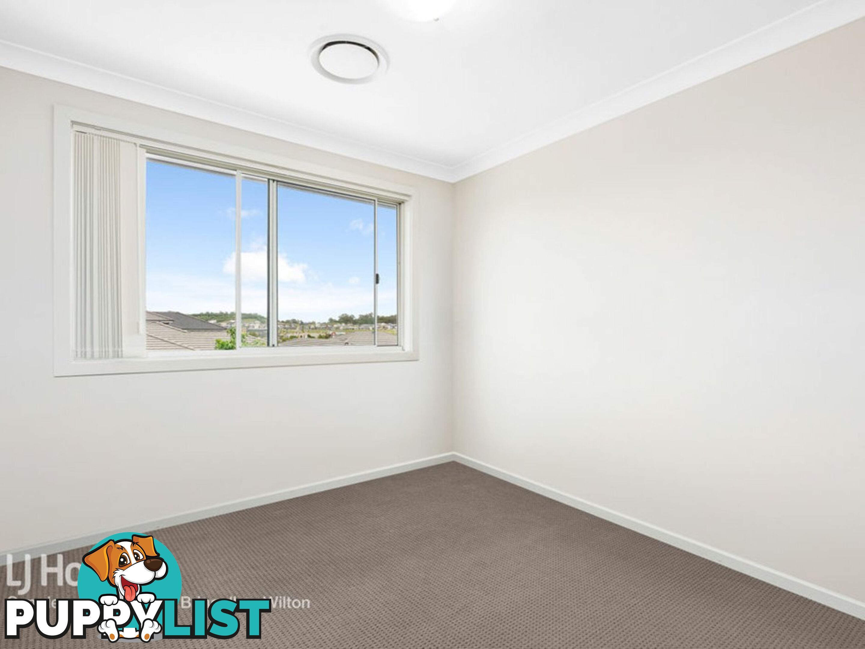 22 Evans Street ORAN PARK NSW 2570