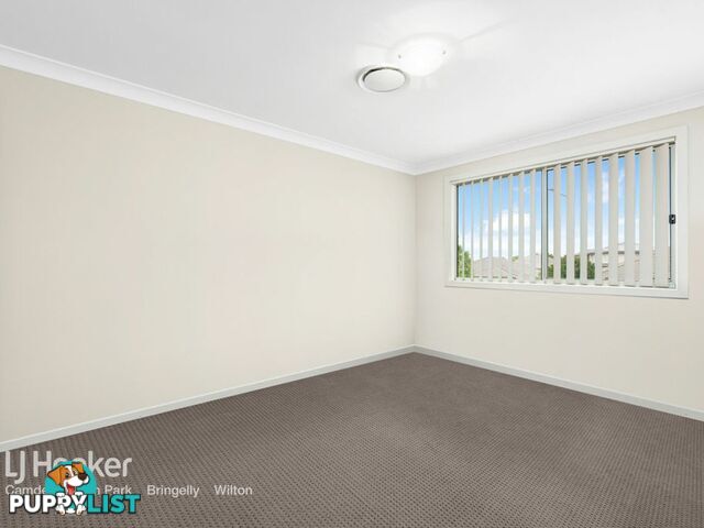 22 Evans Street ORAN PARK NSW 2570