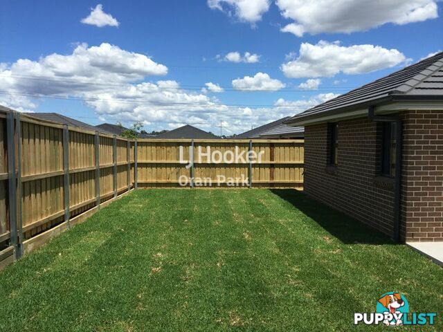 23 Silverwood Street GLEDSWOOD HILLS NSW 2557