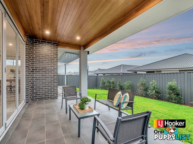 6 Forbes Street ORAN PARK NSW 2570