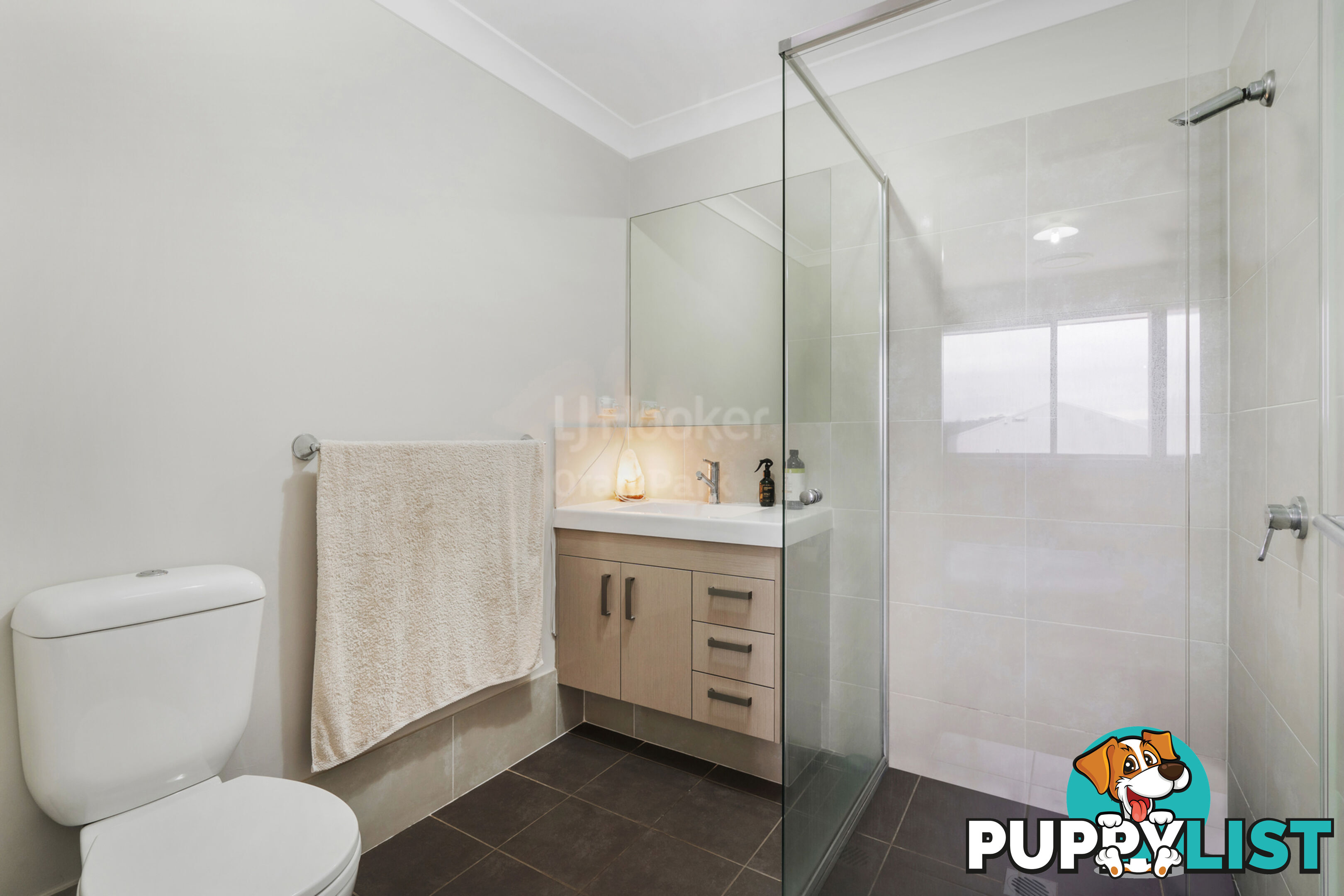 70A Richards Loop ORAN PARK NSW 2570