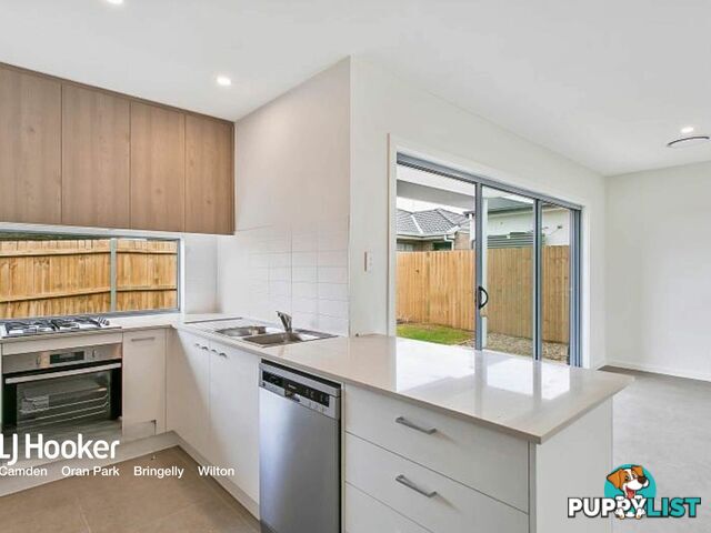 2 Rawlings Street ORAN PARK NSW 2570