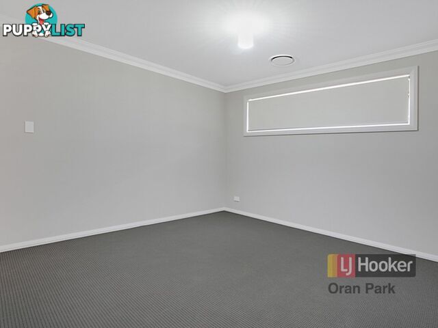 11 Taylor Street ORAN PARK NSW 2570