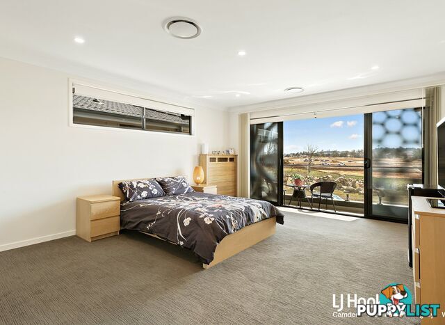 100 Grassbird Avenue ORAN PARK NSW 2570