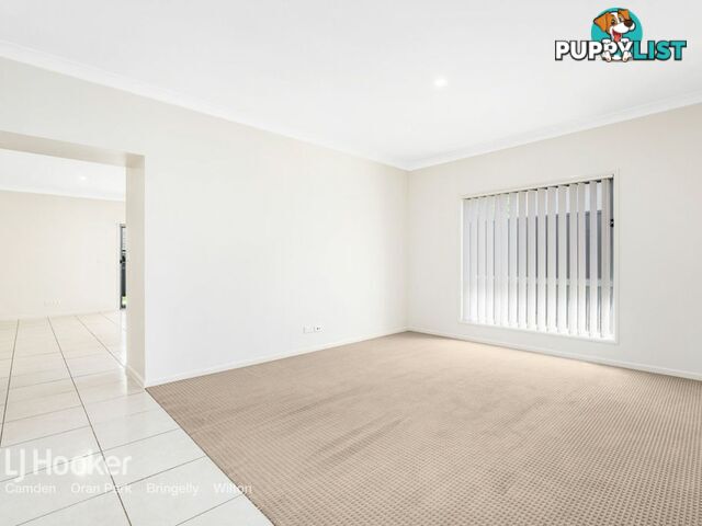 52 Radisich Loop ORAN PARK NSW 2570