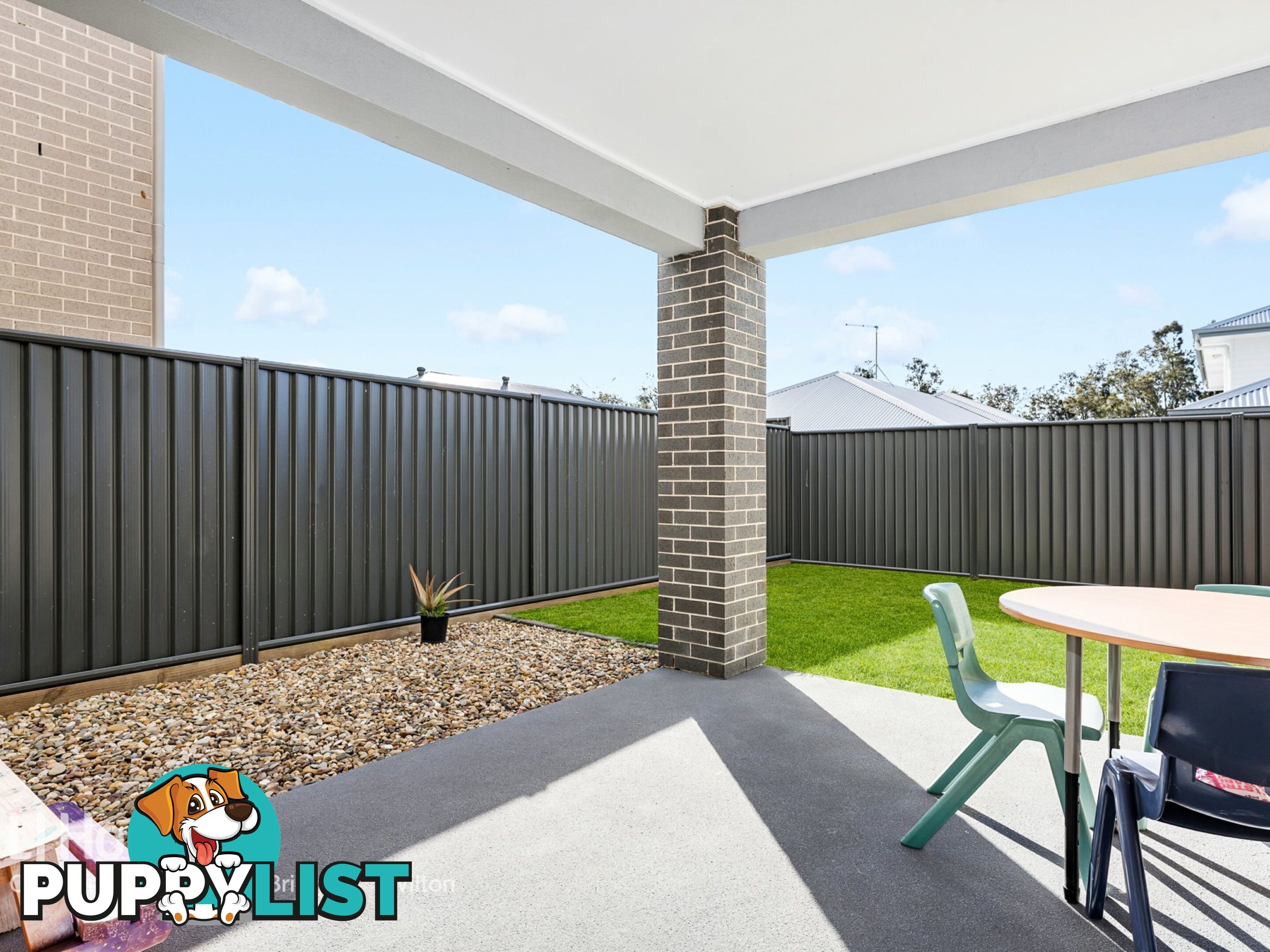 43 Vanderfield Crescent ORAN PARK NSW 2570