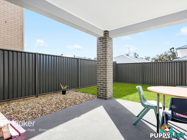 43 Vanderfield Crescent ORAN PARK NSW 2570