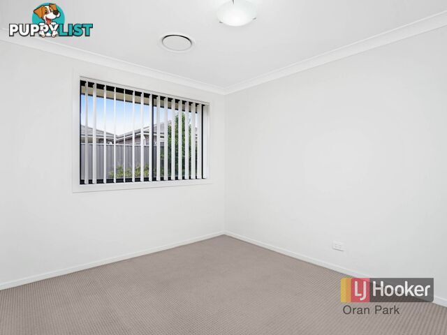 16 Geoghegan Circuit ORAN PARK NSW 2570