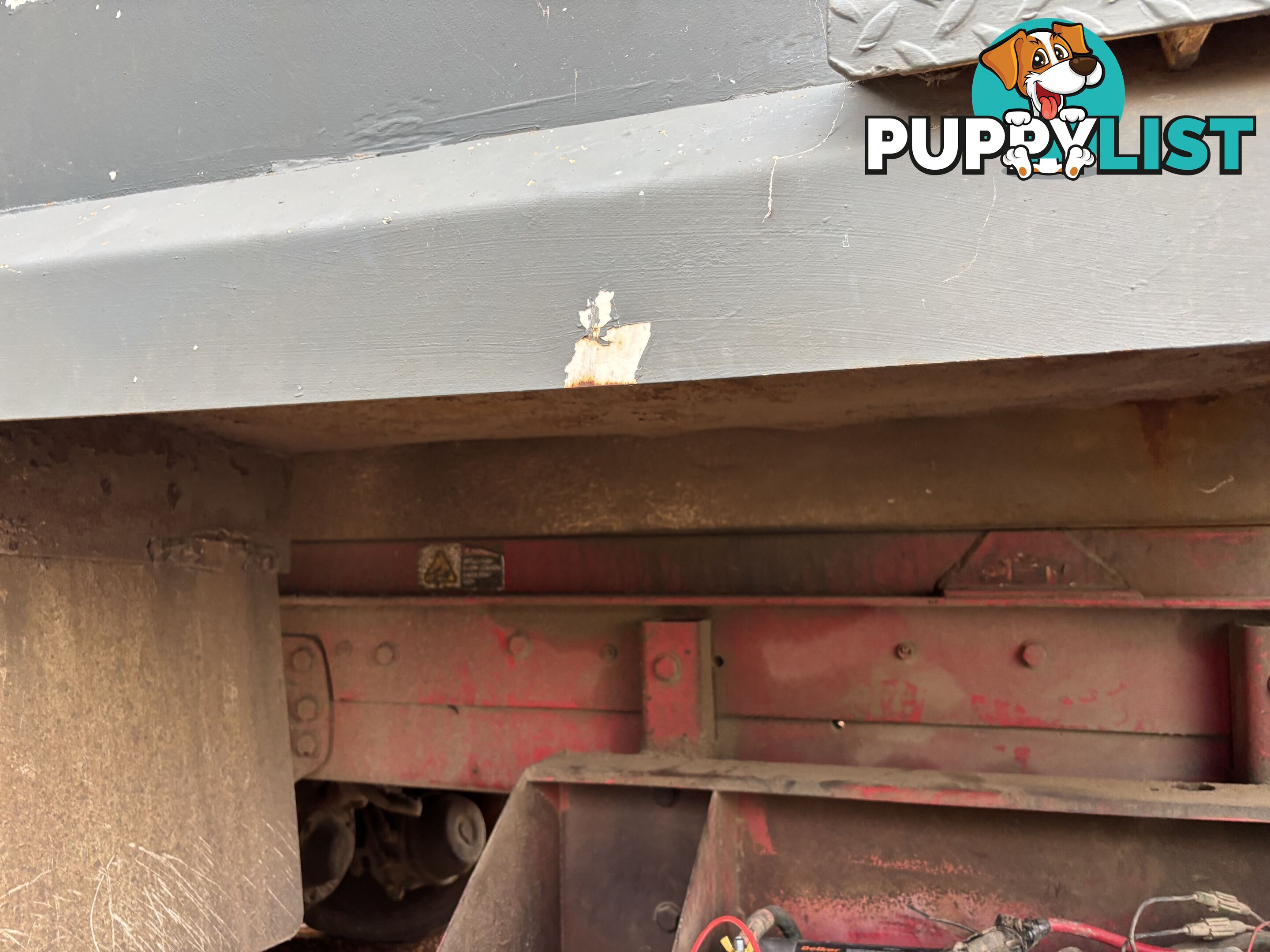Truck tipper body