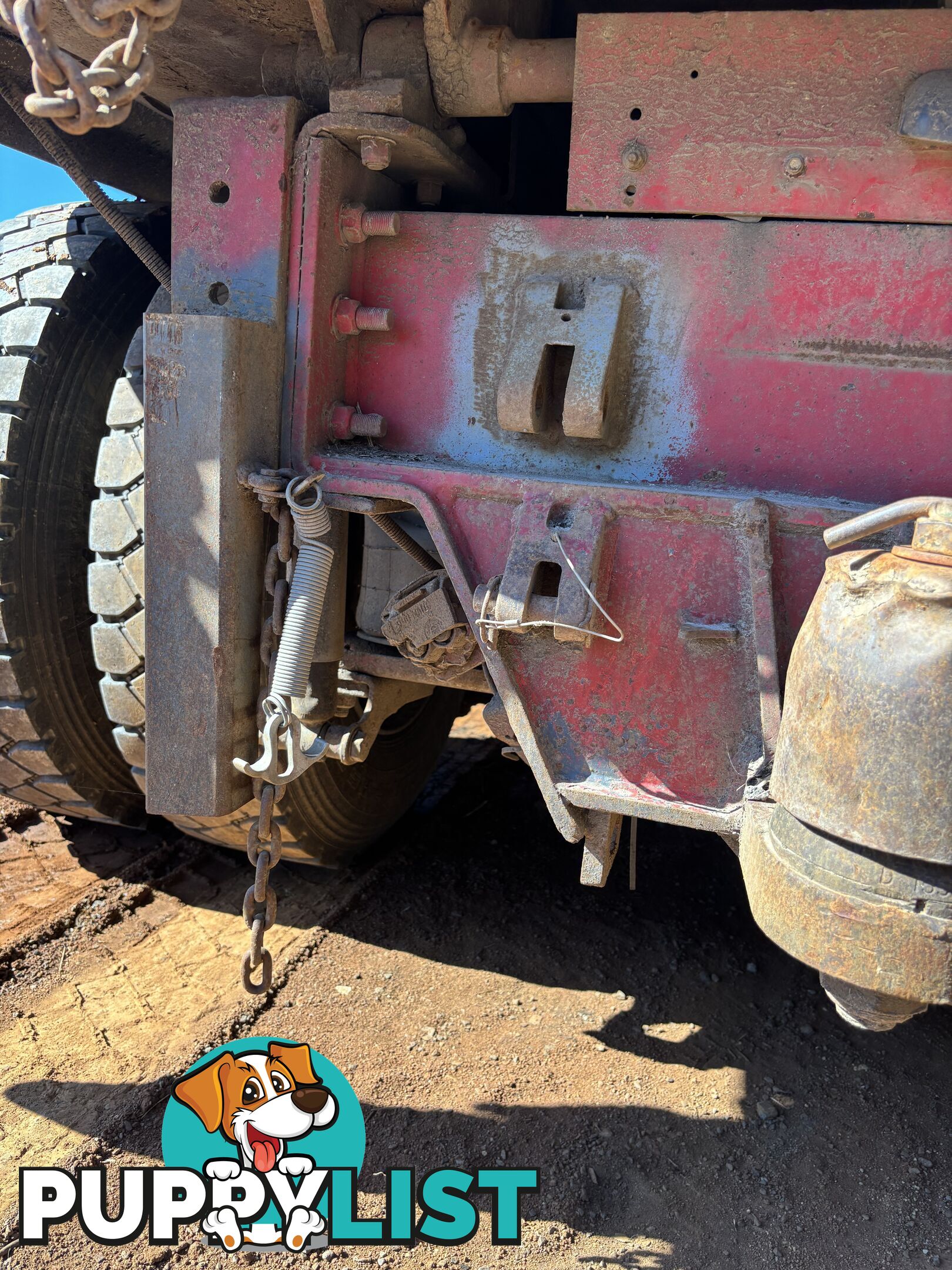 Truck tow hitch
