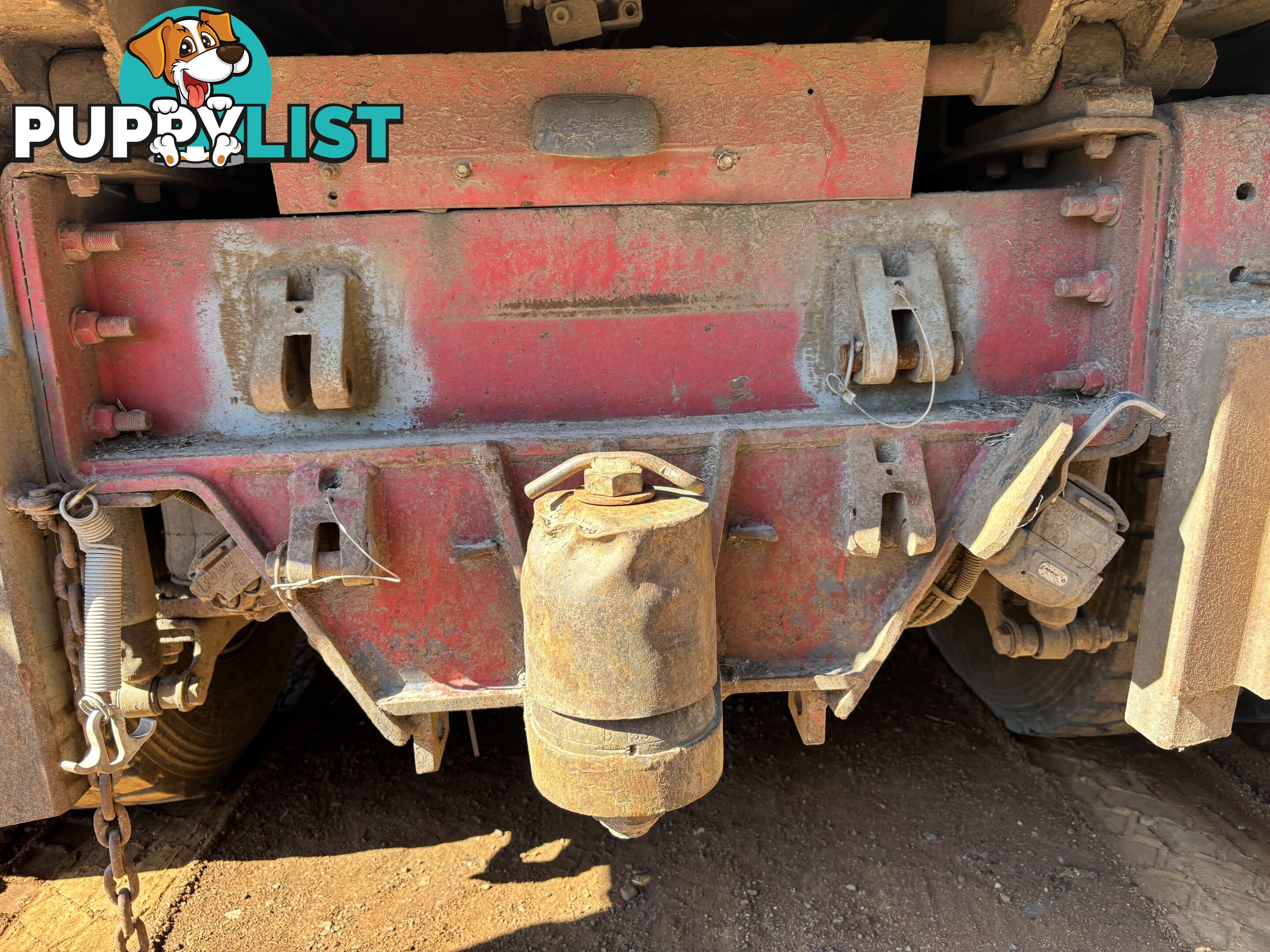 Truck tow hitch