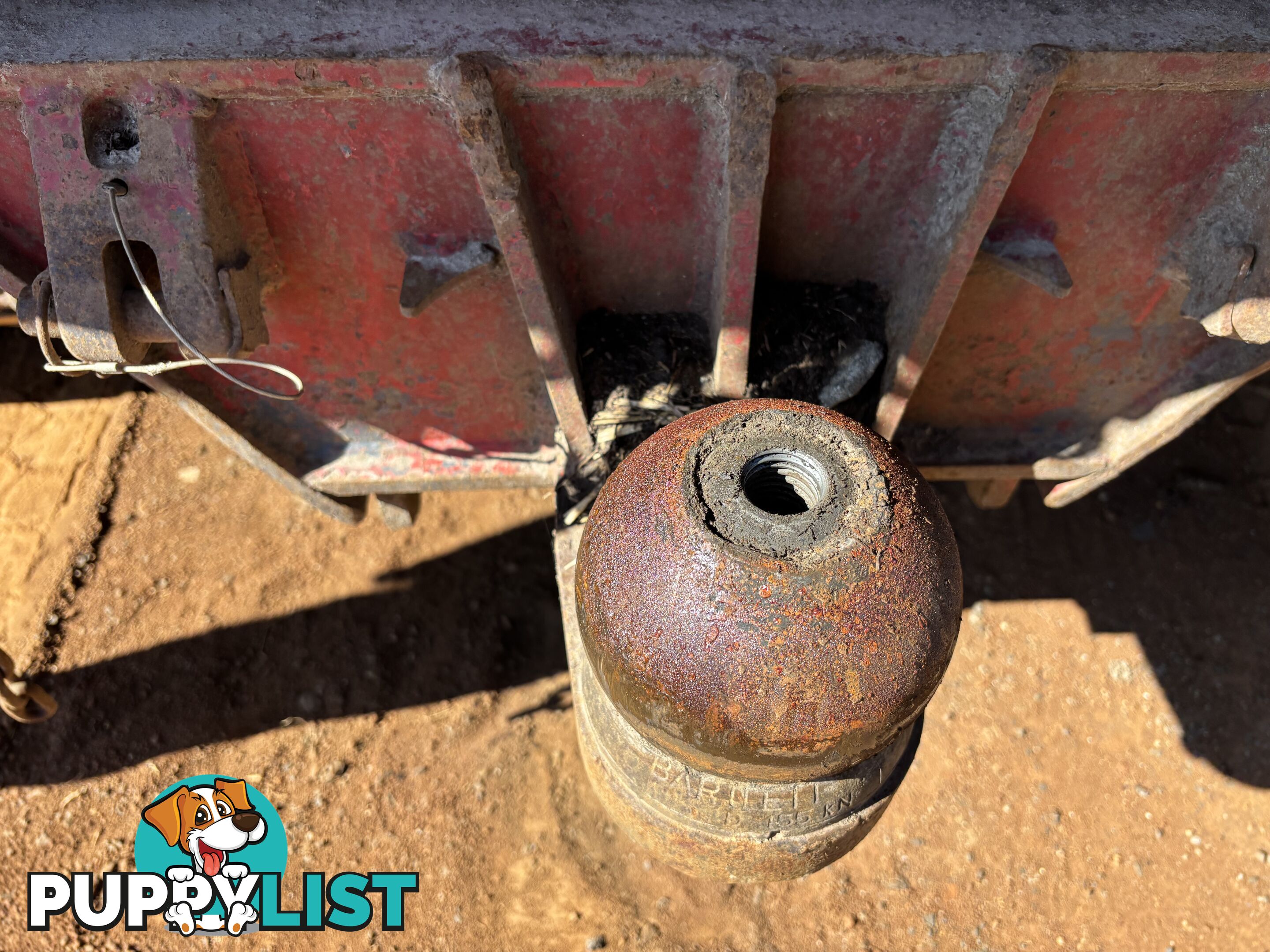 Truck tow hitch