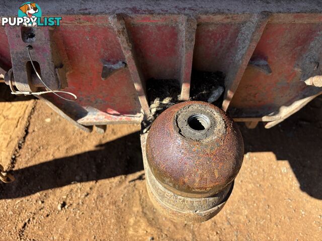 Truck tow hitch