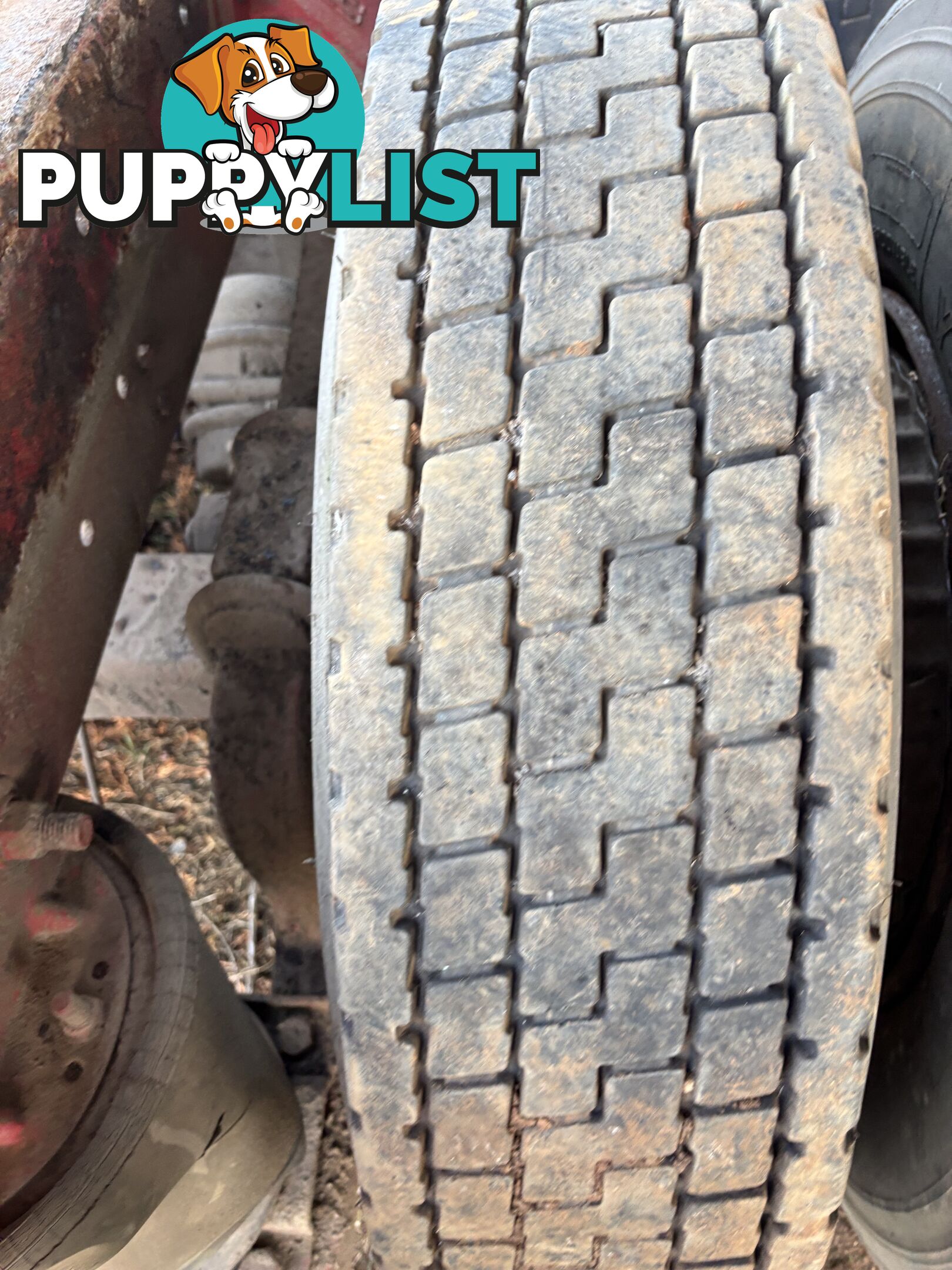 Truck 11R22.5 rims and tyres
