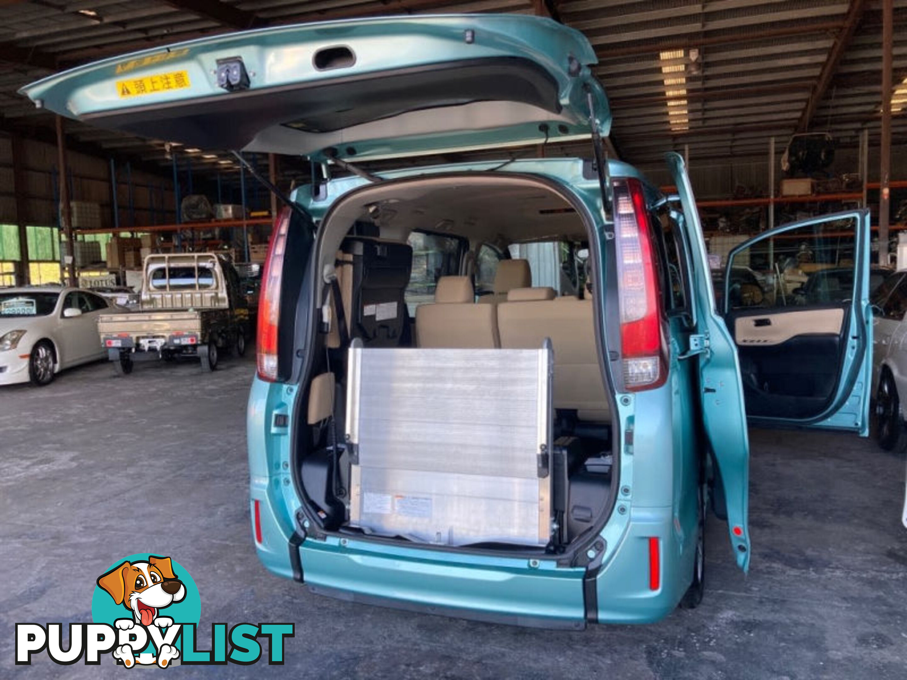 2016 Toyota Noah ZRR80 People Mover Automatic