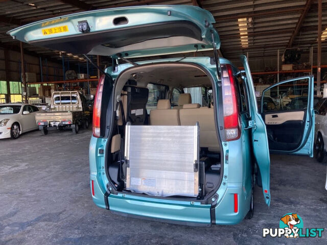 2016 Toyota Noah ZRR80 People Mover Automatic