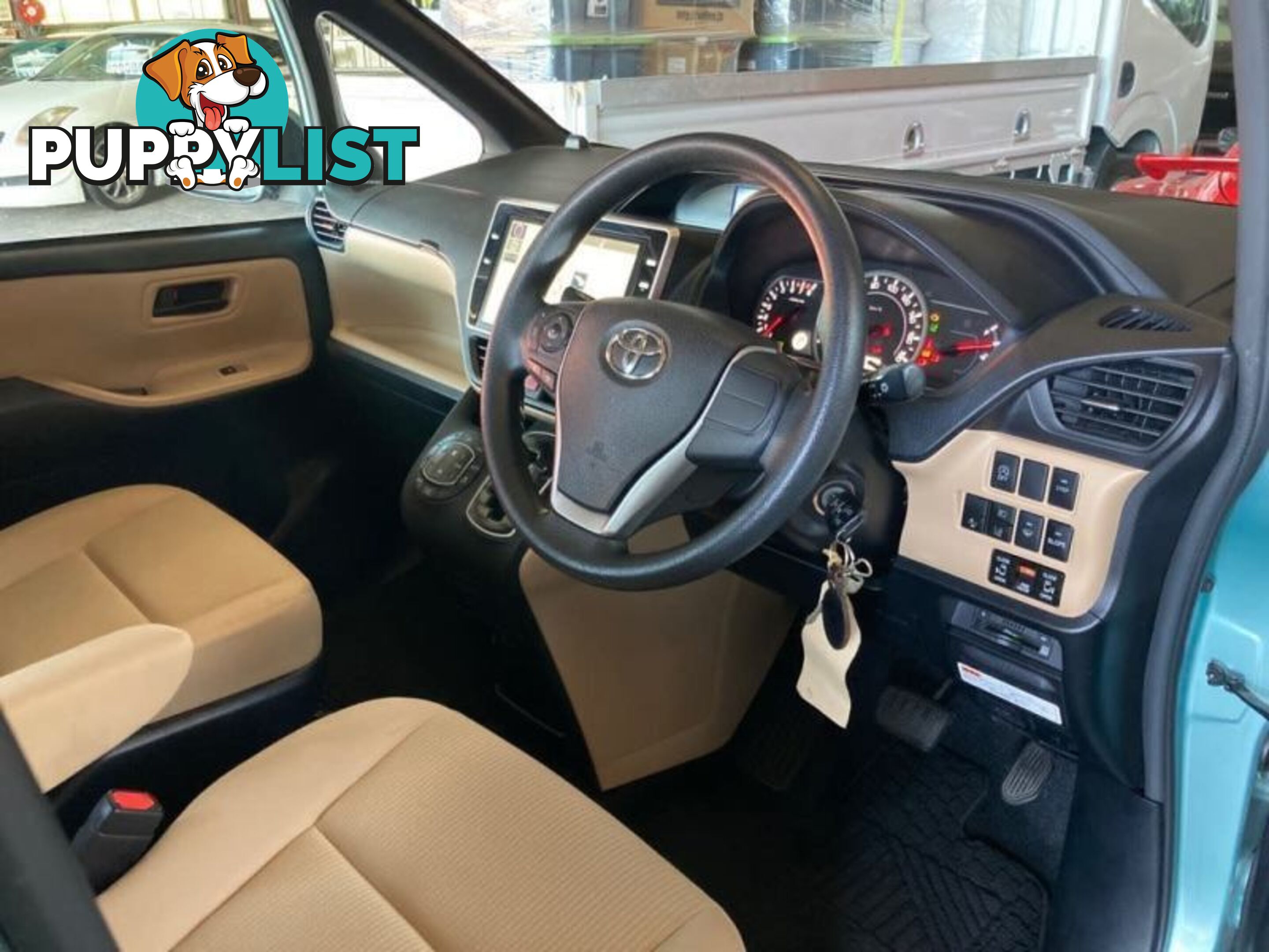 2016 Toyota Noah ZRR80 People Mover Automatic
