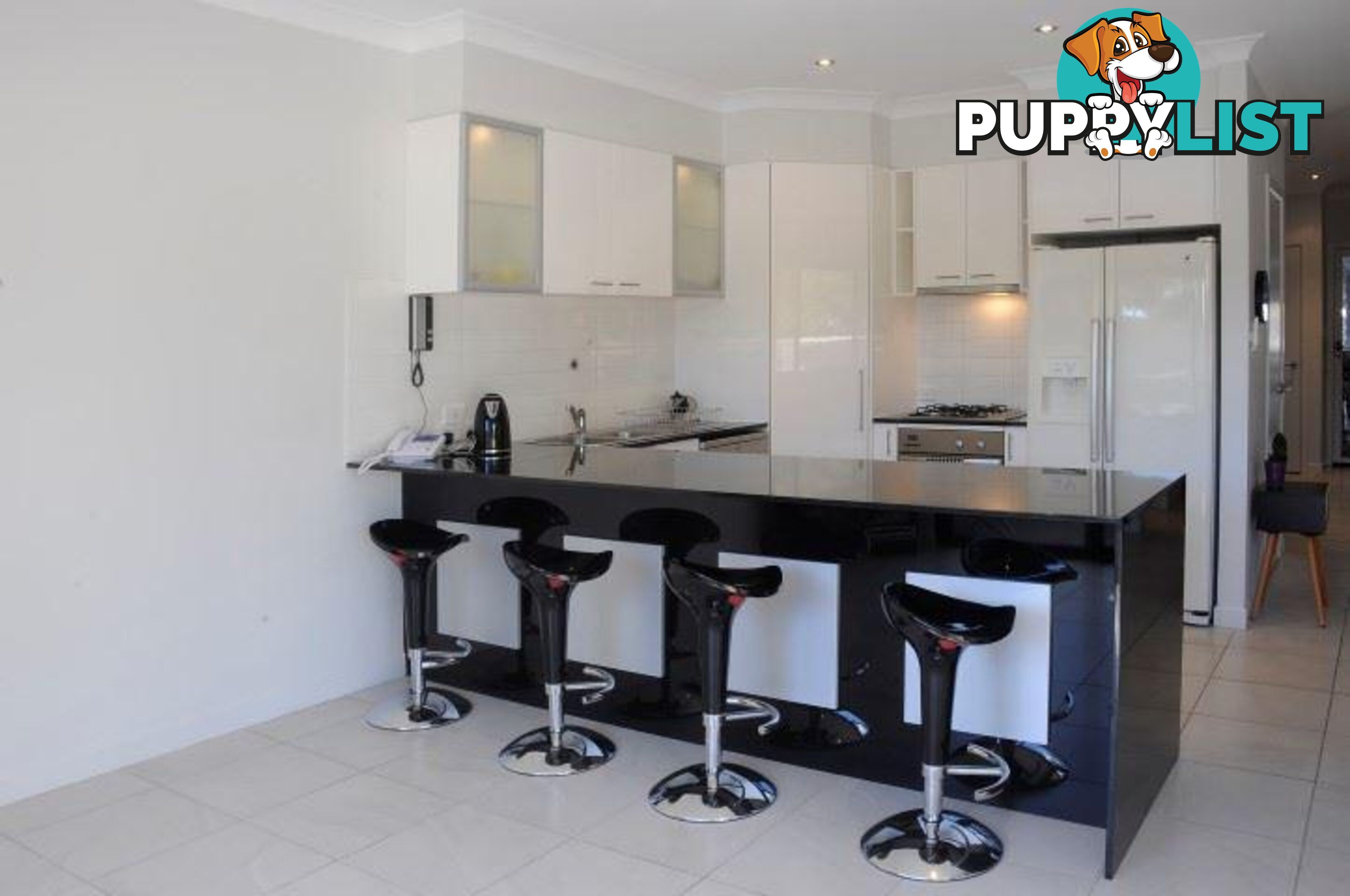 1/40 Bayview Street Runaway Bay QLD 4216