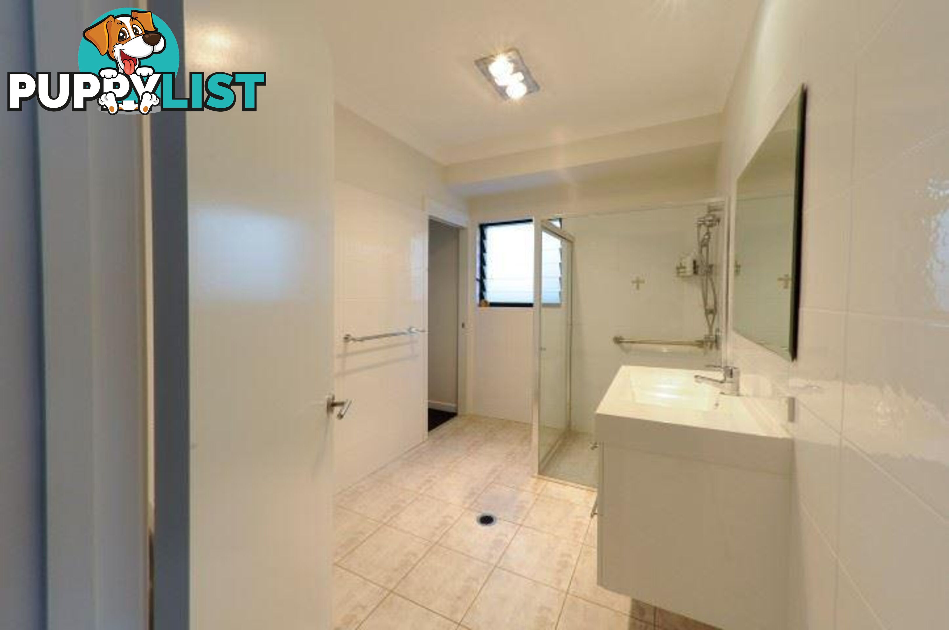 1/40 Bayview Street Runaway Bay QLD 4216