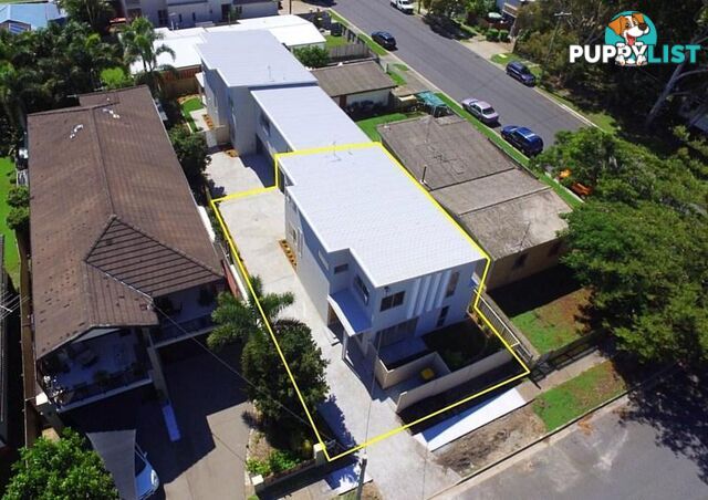 37 Parker Street Labrador QLD 4215