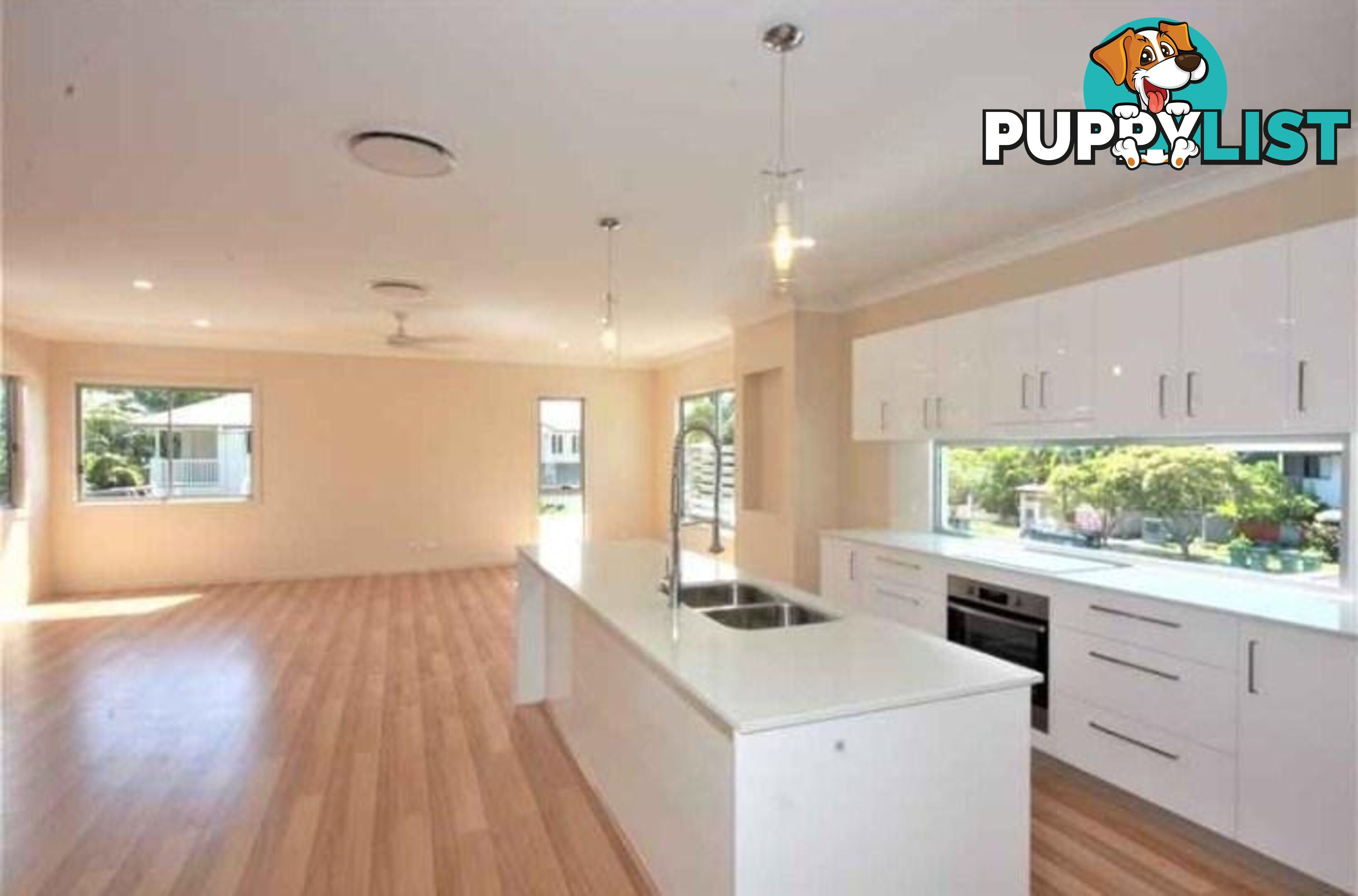 37 Parker Street Labrador QLD 4215