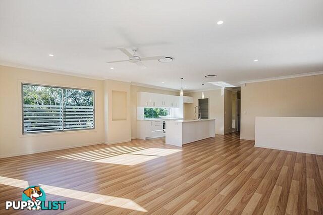 37 Parker Street Labrador QLD 4215