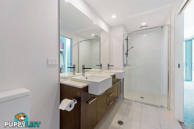 1908/25-31 East Quays Drive Biggera Waters QLD 4216